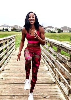 Kendra Harrison image 3 of 4