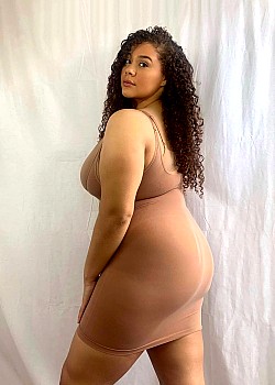 Khloe Mitchell image 2 of 4