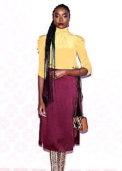 KiKi Layne image 3 of 4
