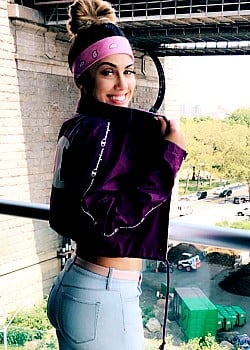 Kiana Torres image 2 of 2
