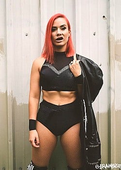 Killer Kelly image 3 of 4