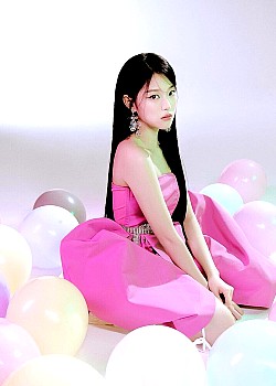 Kim Hyun-jin image 3 of 4
