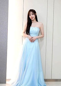 Kim Ji-Woo image 1 of 4