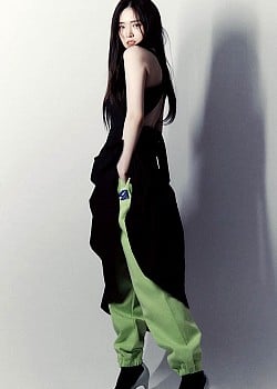 Kim Ji-eun image 3 of 3
