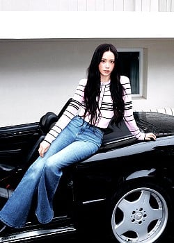 Kim Ji-soo image 4 of 4
