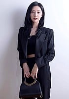 Kim Ji-won profile photo