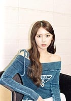Kim Ji-woo (NMIXX) profile photo