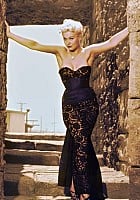 Kim Novak profile photo