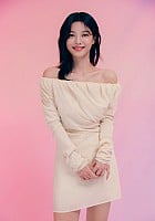 Kim Yoo-jung profile photo