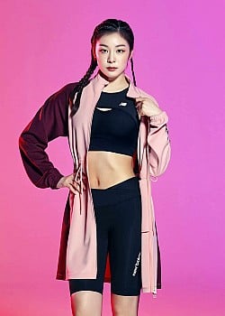Kim Yuna image 2 of 3
