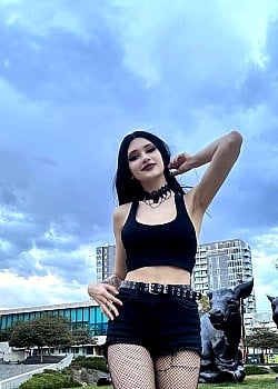 Kira Mystic image 1 of 4