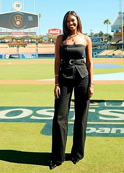 Kirsten Watson image 1 of 3