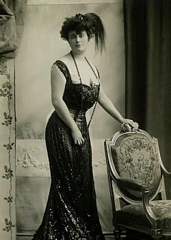 Kitty Gordon image 2 of 2