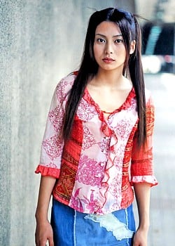 Ko Shibasaki image 1 of 2