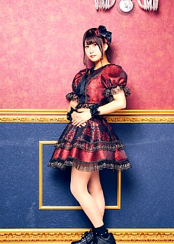 Koharu Kusunoki image 3 of 3