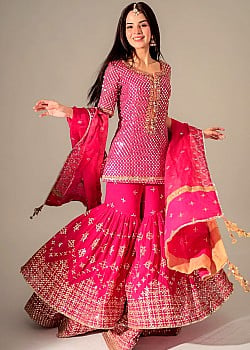Komal Meer image 1 of 4
