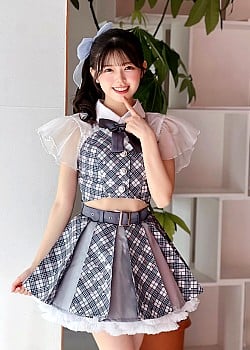 Komari Nakamoto image 3 of 4