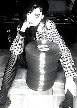 Kristeen Young image 3 of 3