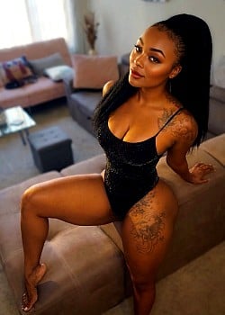 Kristina Divine