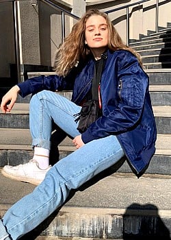 Ksenia Dudkina image 2 of 2