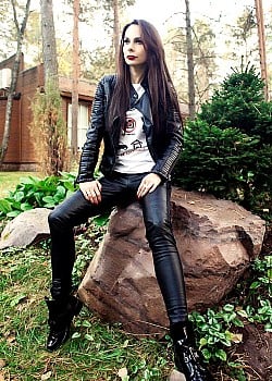 Ksenia Zaitseva image 1 of 2