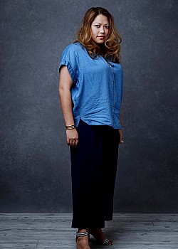 Kulap Vilaysack image 2 of 3