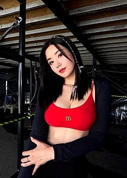 Kwon Eun-bin image 1 of 3
