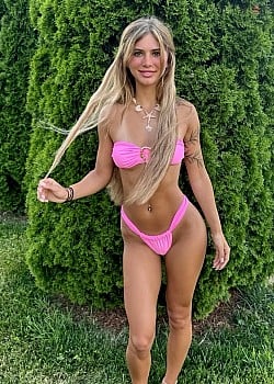 Kyla Ryan image 2 of 3