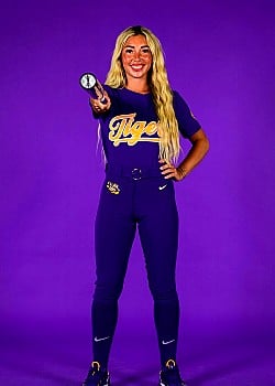 Kylee Edwards image 1 of 1
