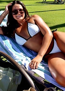 Kylie Hunter image 4 of 4
