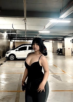 Kylie Kim image 4 of 4