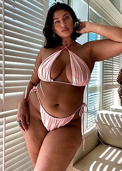 La\'Tecia Thomas image 2 of 4