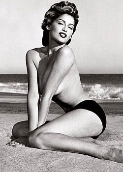 Laetitia Casta image 2 of 4