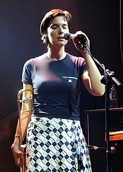 Laetitia Sadier image 3 of 3
