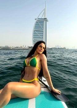 Lais Cardoso image 4 of 4