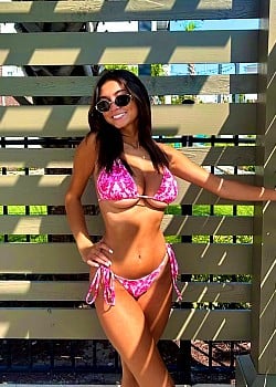 Laniah Diaz image 2 of 4