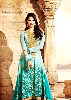 Lara Dutta image 3 of 4
