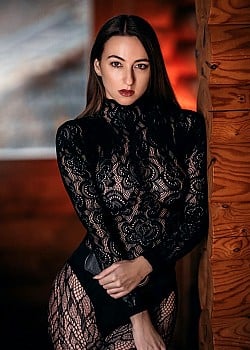 Larissa Schmiederer image 4 of 4