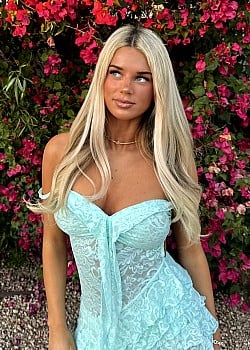 Laur Turner image 2 of 4