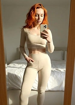Laura Demiurge image 4 of 4
