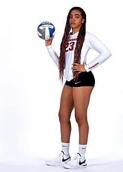 Laura Ehieze image 2 of 4