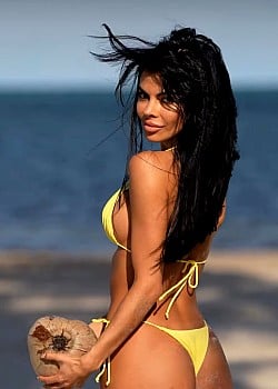 Laura Esqueda image 2 of 3