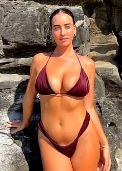 Laura Figueroa image 1 of 2