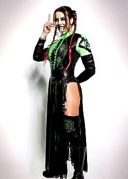 Laura Fischer (wrestler) image 1 of 1