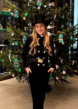 Laura Katharina Anneser image 4 of 4