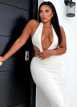 Lauren Anderson (Instagram) image 2 of 4