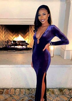 Lauren Camille image 2 of 2