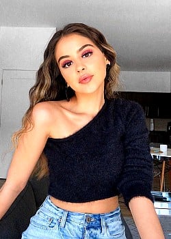 Lauren Giraldo image 3 of 4