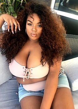 Lauren Madison image 3 of 4