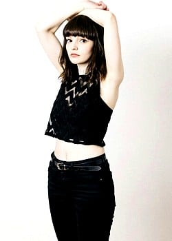Lauren Mayberry image 2 of 3